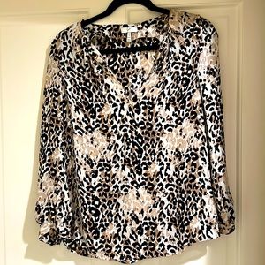 Leopard print silk blouse 🐆 🌟